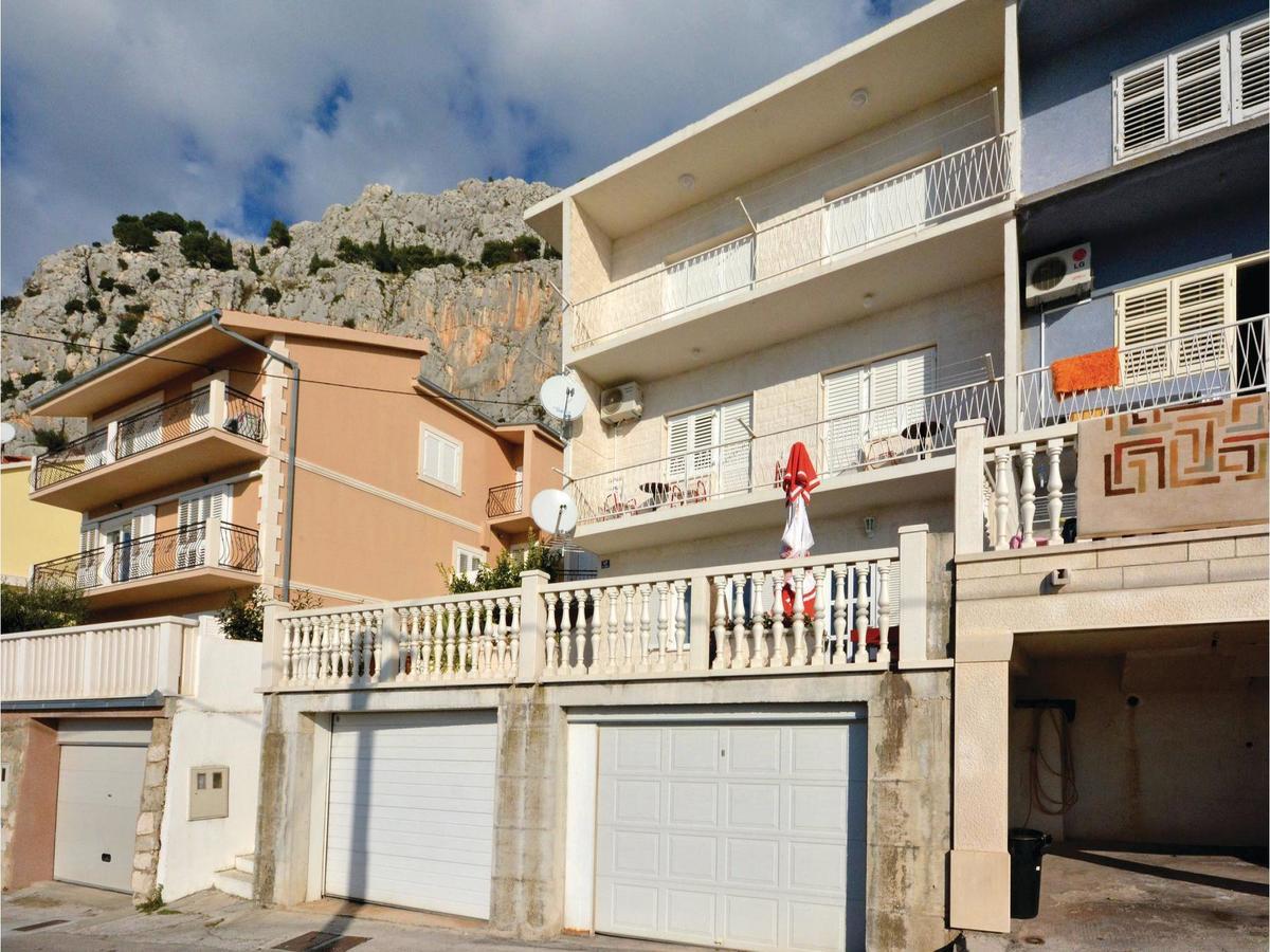 Lovely Apartment In Omis With Kitchen Экстерьер фото